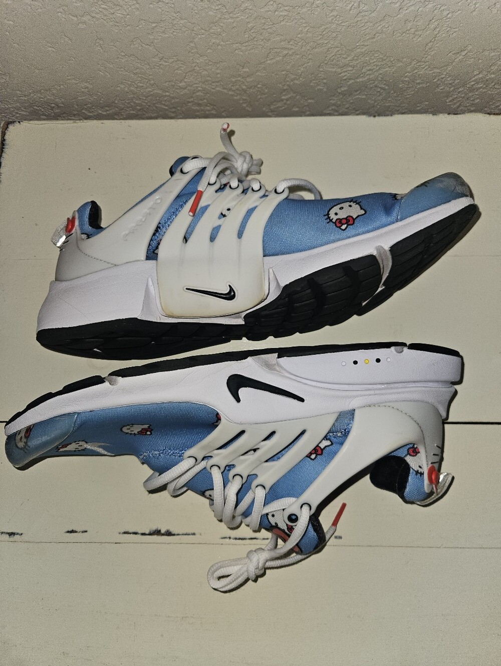 Nike Hello Kitty x Air Presto University Blue